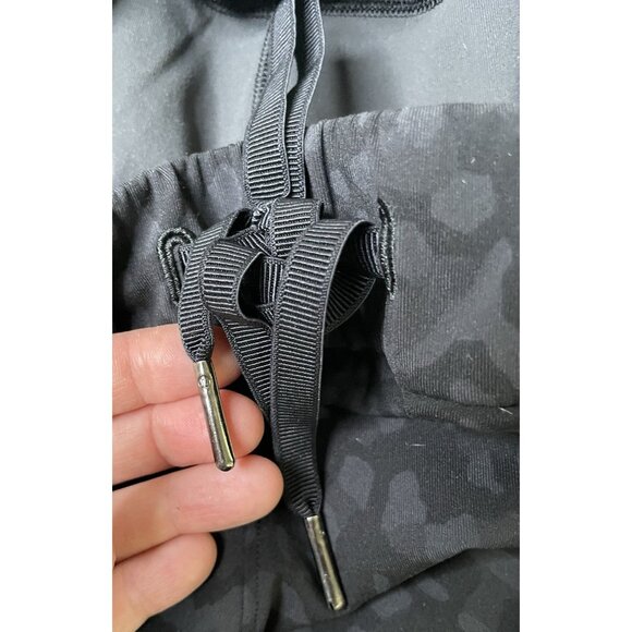 Lululemon On the Fly 7/8 Pants Formation Camo Deep Coal Mutli High Rise M 8 - Picture 5 of 11